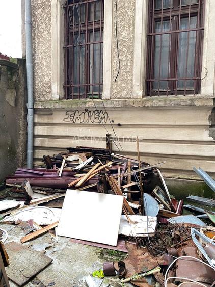 De Vanzare Vila Interbelica, 8-10 Camere, Romana - Zodiac - 30