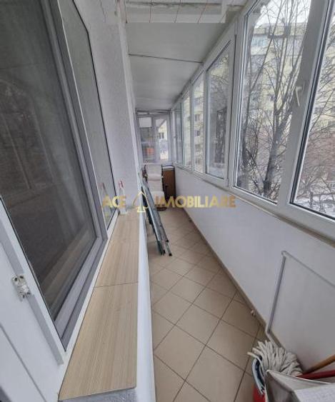 2 Camere de inchiriat | Berceni | Metrou | Parcare