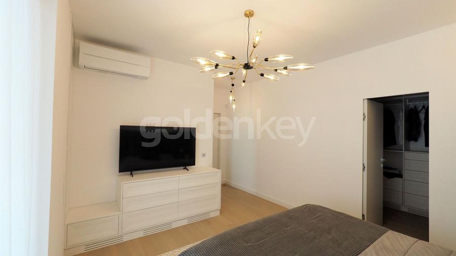 Apartament generos 5 camere | 3 bai | 2 terase | 208mp construiti