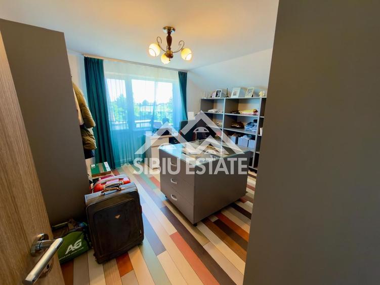 Casa Spectaculoasa Semipasiva cu teren de 1.000 mp.de vanzare in Orlat
