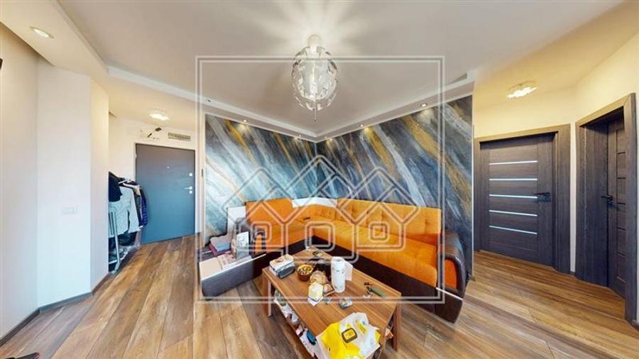 Ap cu 3 camere, 2 bai, 2 balcoane - etaj 3/4 - Calea Surii Mici