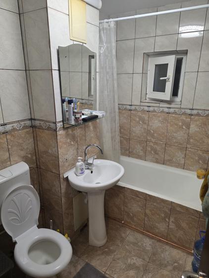 Apartament 2 camere Craiovița | Renovat | Parter înalt 3m