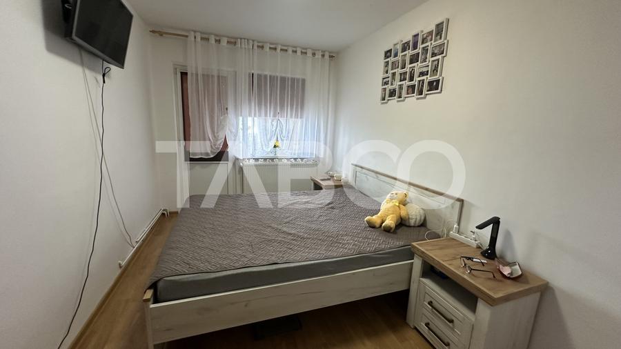Apartament decomandat 2 camere cu pivnita balcon Mihai Viteazul Sibiu