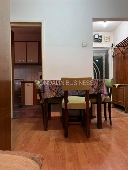 Apartamentt C-t 2 camere+ sufragerien, etaj 7, Sovata , Decebal-Dacia, Oradea. - 2