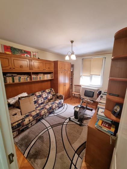 Apartament 4 camere, etaj 2, mobilat și utilat | 74 mp | Cetate