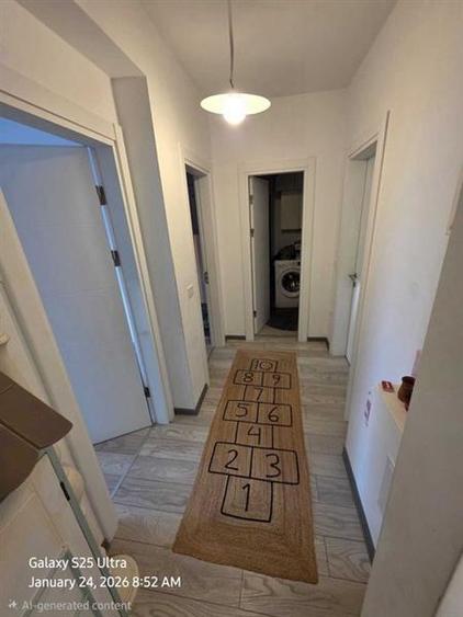 Apartament 3 camere 84 mp, etaj intermediar, zona Tractorul, Brasov