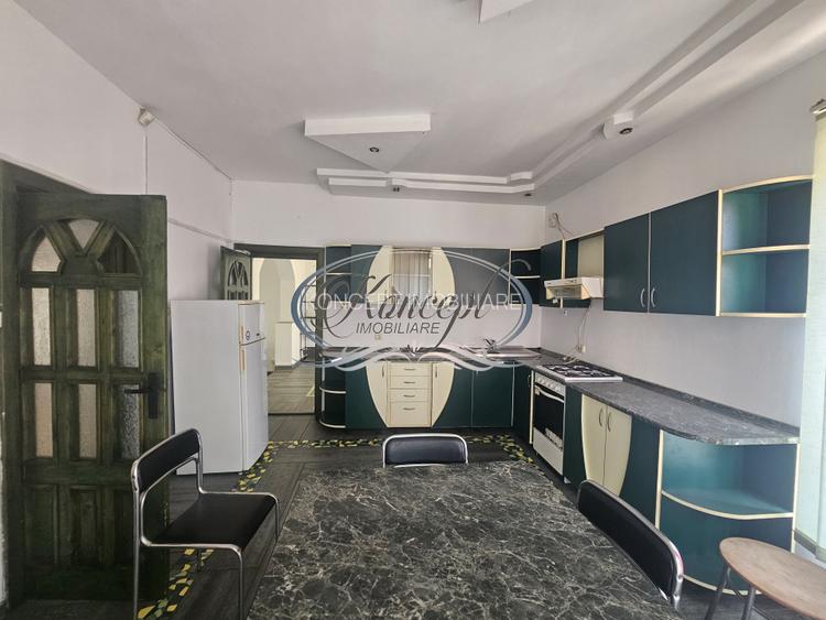 Zona Sigma - casa cu 6 parcari si gradina - 11