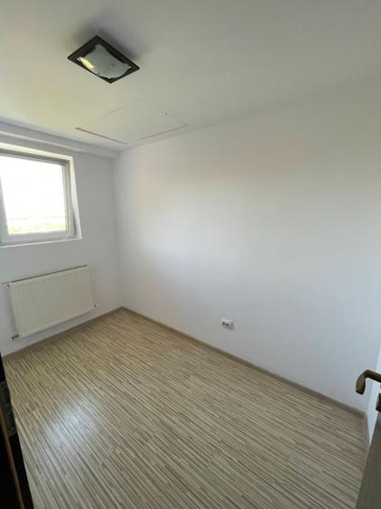 Apartament 3 camere, parcare, bloc nou, cartier Manastur