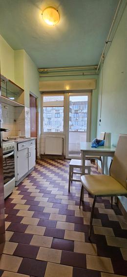 !!! 2 camere...decomandat...Calea Circumvalatiunii..2min Iulius Mall