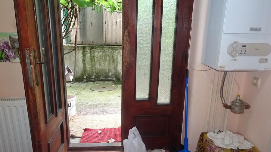 Vand casa in Deva, zona ultracentrala, compusa din 2 corpuri unite,