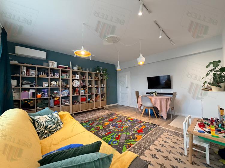 Apartament 2 Camere Decomandat,Sector 4