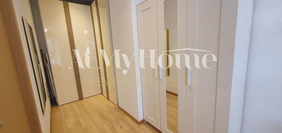 Apartament spatios cu 2 camere/ parcare/ complex cu piscina/ Iancu Nicolae
