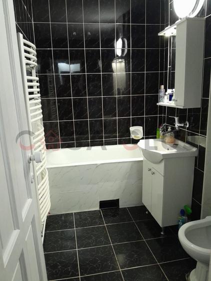 Apartament 3 camere, decomandat, zona Louis Pasteur