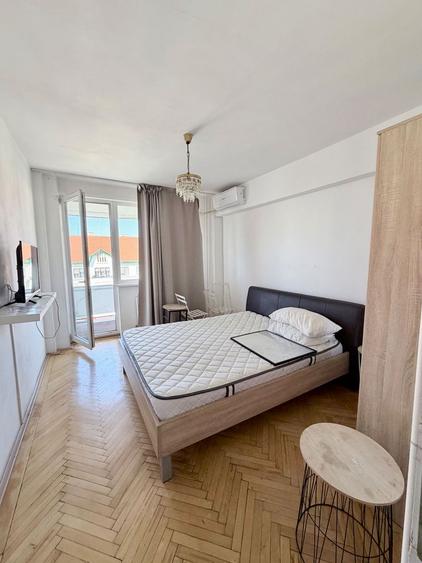 APARTAMENT 4 CAMERE-  ZONA ULTRACENTRALA- PIATA VICTORIEI