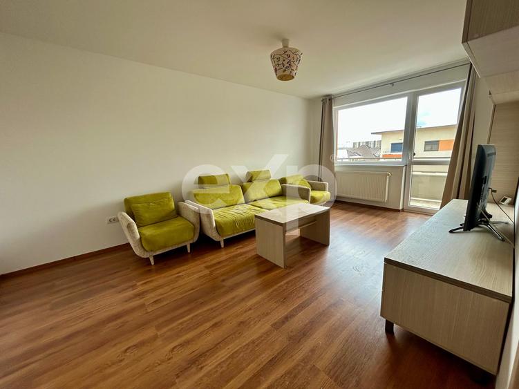 Apartament 2 camere de vânzare – Tractorul, loc parcare 122000 Euro.