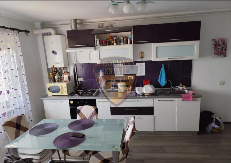 Apt duplex, 3 camere, Poarta 6, 60 mp, parcare, mansarda 2014, centrala gaz, A/C