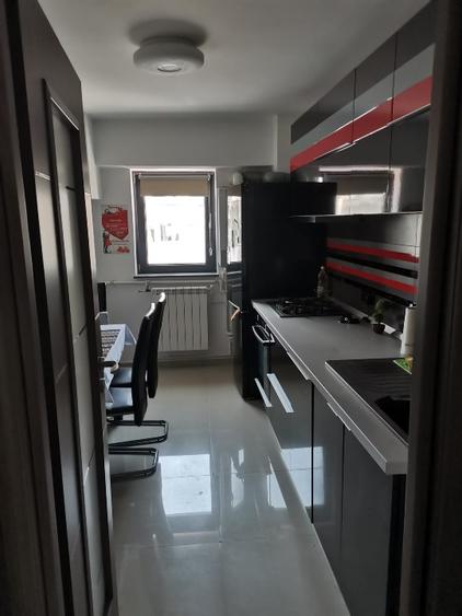 Închiriere Apartament 3 Camere – Zonă Tomis III