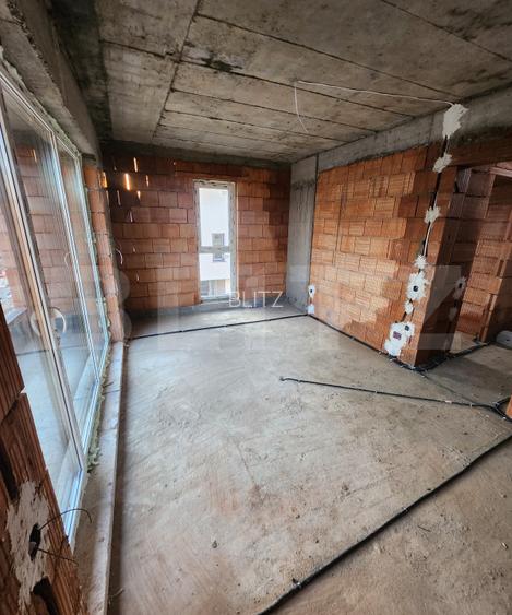 Casa tip duplex semifinisat, 5 camere, 180 mp utili, 270 teren, zona Vivo - 9