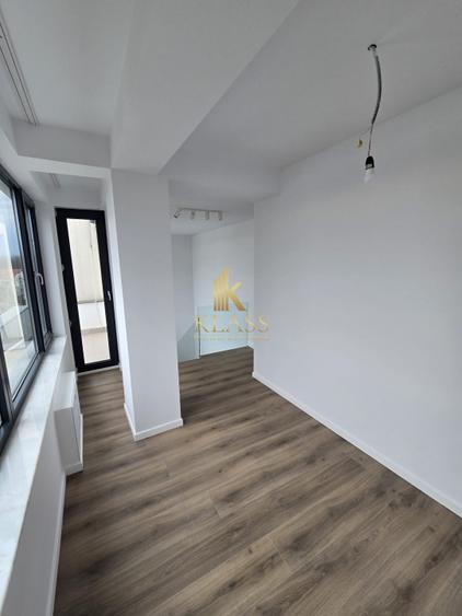 Vila 5 Camere Jolie Ville Pipera, in residence Privat, de vanzare!