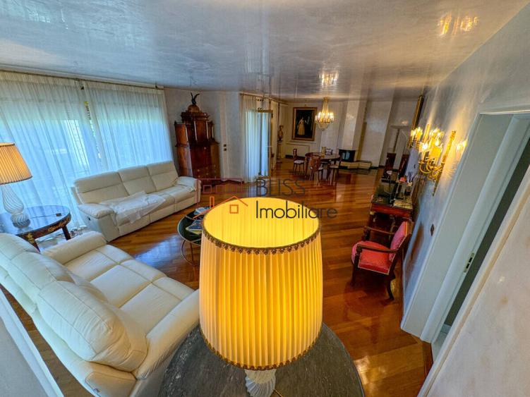Apartament rafinat 4 camere cu 2 locuri de parcare subterane