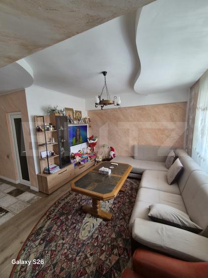 Apartament 3 camere, etaj intermediar, 73 mp, cartier Burdujeni