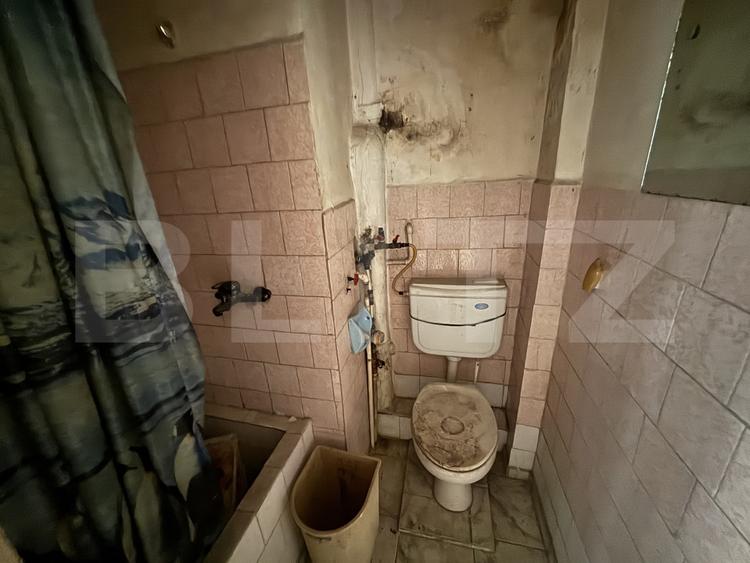 Apartament cu 2 camere, 31 mp, etaj 4/4, zona Pacii