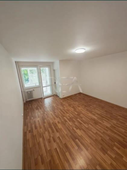 Garsonieră renovată, 31,2 mp, Dristor 2, la 100 m de metrou