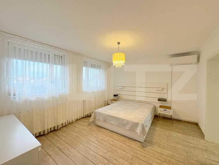 Casă de vânzare 239 mp, teren 5,6 ari,  zona Titulescu