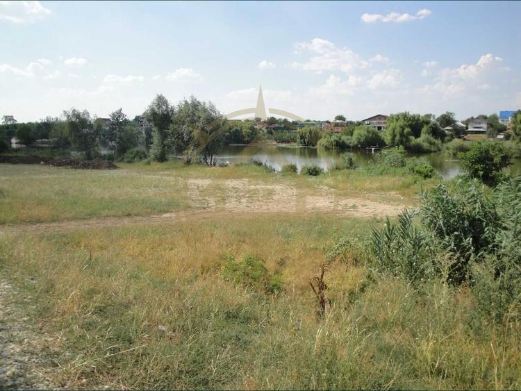 DOM00434 - Teren intravilan 7850mp - 215m iesire la Snagov