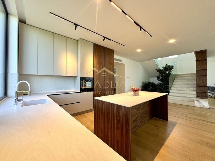 Vila Exclusivista in Mijlocul Naturii *959mp teren*/ 420mpc / Balotesti