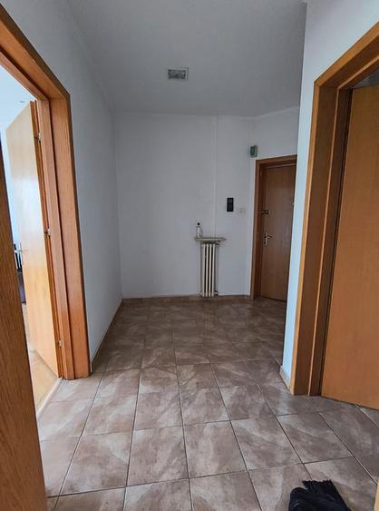 Apartament 4 camere Romana- Lascar Catargiu- stradal