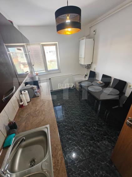 Apartament 3 camere, 94 mp, zona Mioveni