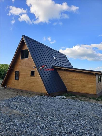 Cabana A-Frame premium – confort, natură și intimitate!