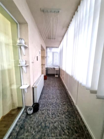 1 Decembrie  Ozana bloc nou, decomandat - 19