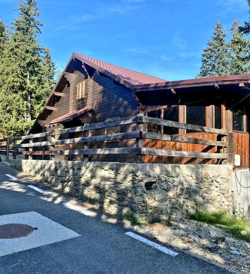 Vanzare vila noua mare (sau pensiune) la munte langa partia schi statiunea Ranca