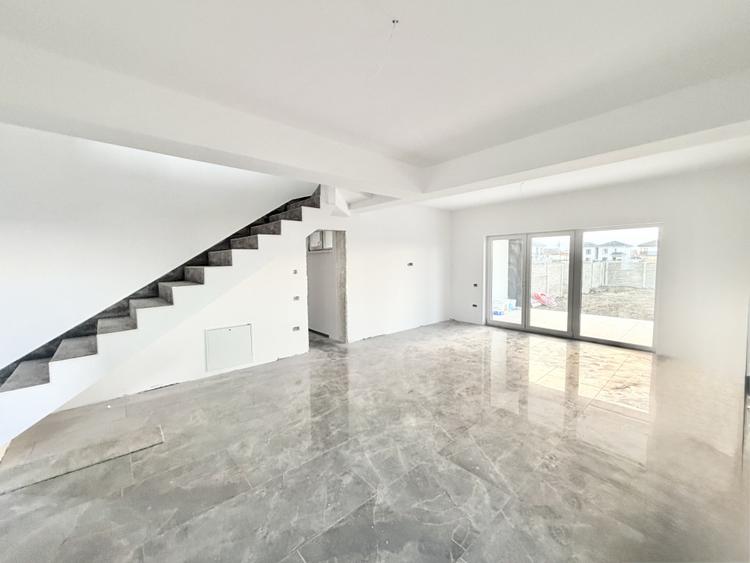 Duplex cu 3 camere si 2 bai - Mosnita - zona noul Lidl