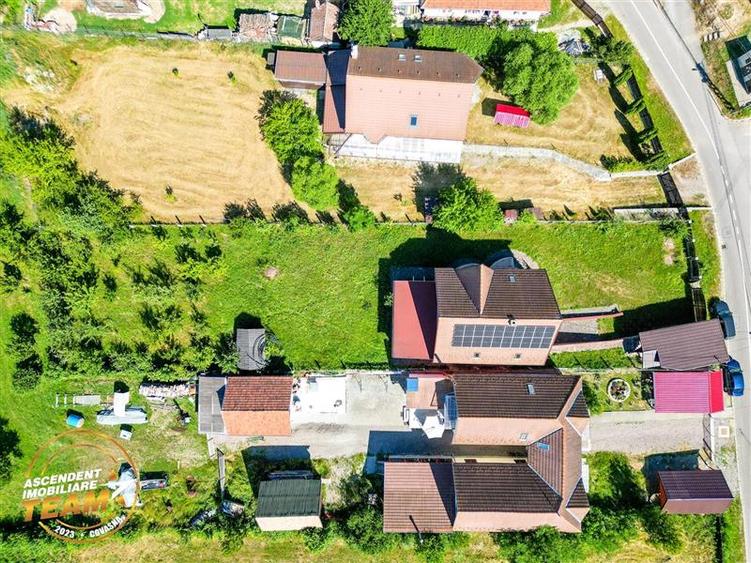 FILM! Casa noua,Covasna,cu fotovoltaic, garaj,curte,2 terase,langa partie,viitor