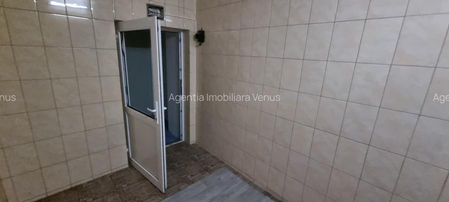 Spațiu comercial de închiriat - 6