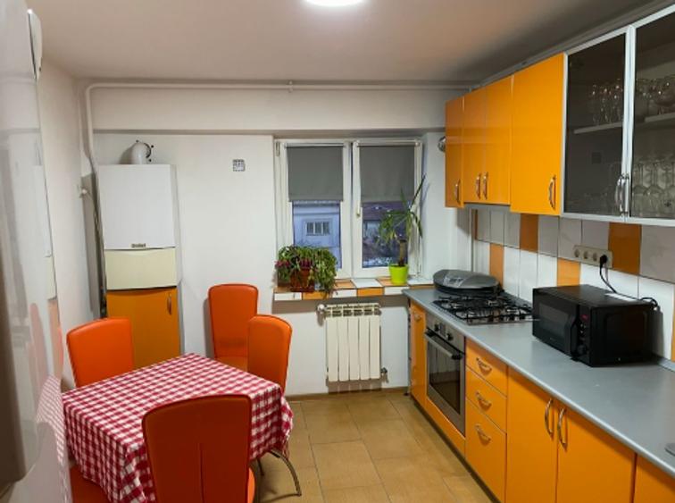Apartament trei camere - Renovat complet - 73mp - str. Unirea Principatelor