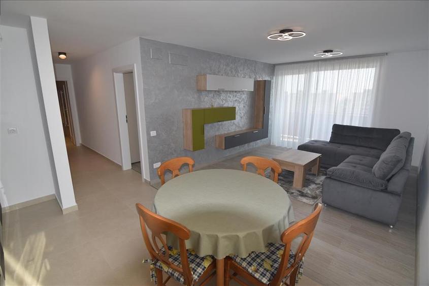 Exclusiv apartament 2 camere, parcare subterana, Urban Plaza