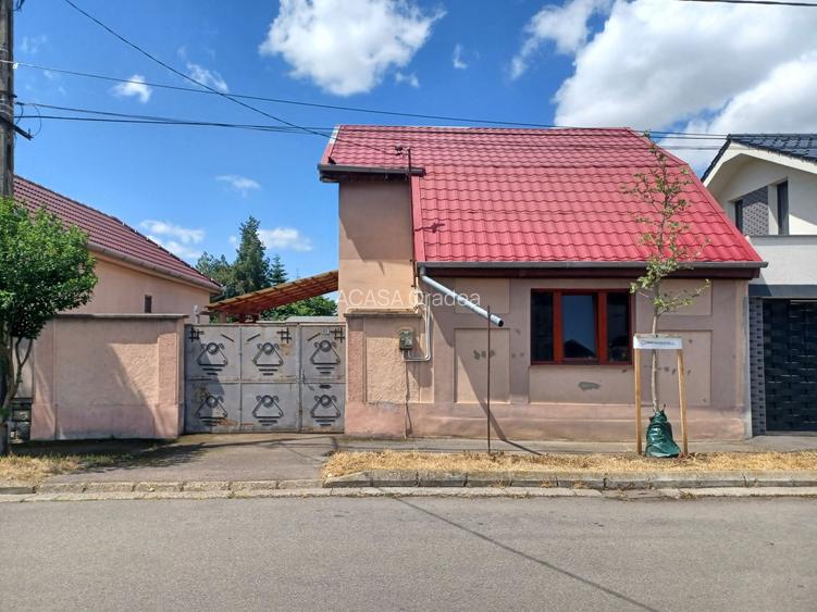Casă, 500 mp, Muntele Găina. 600 E/lună (neg). Comision 0. - 2