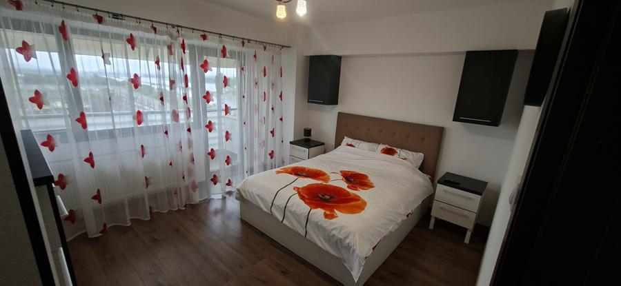 Bloc 2016 zona Unirii (Pod Serbanesti) - 2 camere decomandat mobilat si utilat