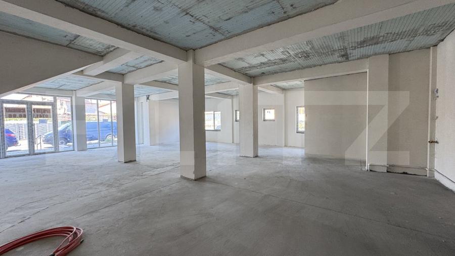 Spațiu comercial parter bloc nou, 136 mp open space, vitrină, terasă, Brestei