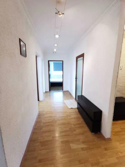 Apartament 3 camere decomandate, 70 mp, 2 parcari, zona Parcului Central