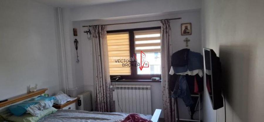 Apartament 3 camere decomandat, etaj 6/8, langa Parcul Tei si Facultatea de Cons
