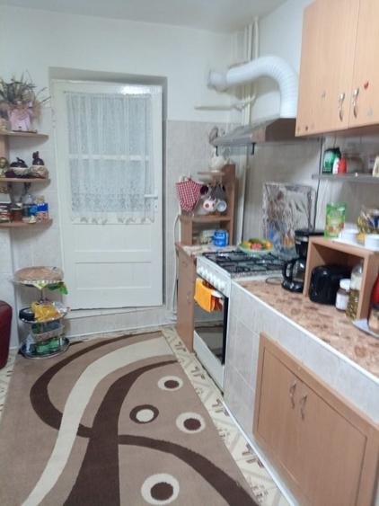 Apartament 4 camere zona Piata Mare