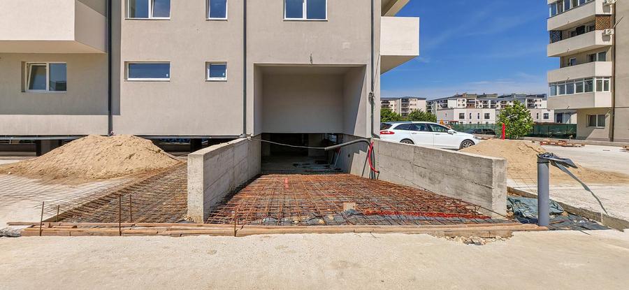 Apartament 3 camere, decomandat, etaj 1, Berceni