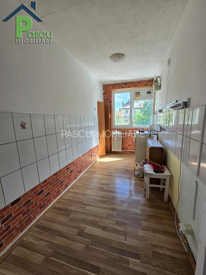 Apartament 2 camere Eroii Revolutiei, metrou, str. Constantin Manescu , cf. I - 8