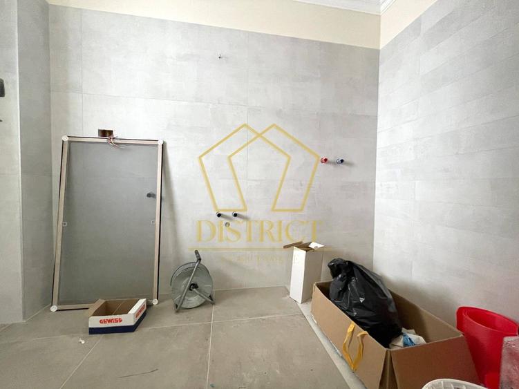 Casa despărțită prin garaj cu 5 camere | Giroc