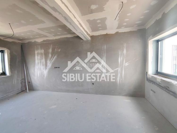 Casa cu garaj, 4 camere, 3 bai, Sibiu Selimbar Comision 0% - 6